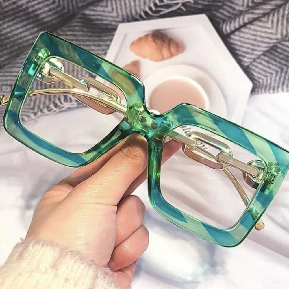 NEW Green and Clear Chain Fashion Sunglasses